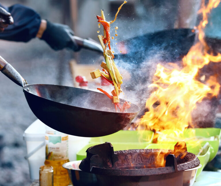 Sådan vælger du den rigtige wokpande