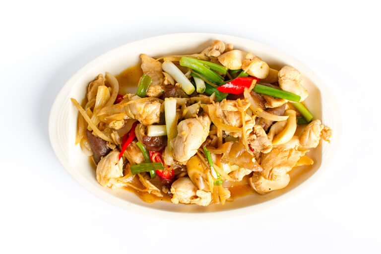 Kylling med ingefær (Gai Pad Khing)